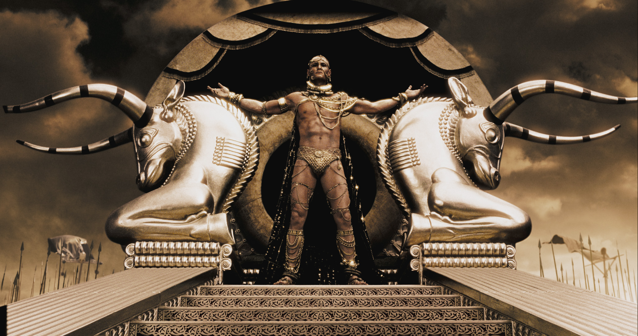 2242537-xerxes le film frank miller 300 sin city prequel 04